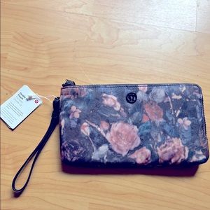 Lululemon athelica DOUBLE UP POUCH …NWT